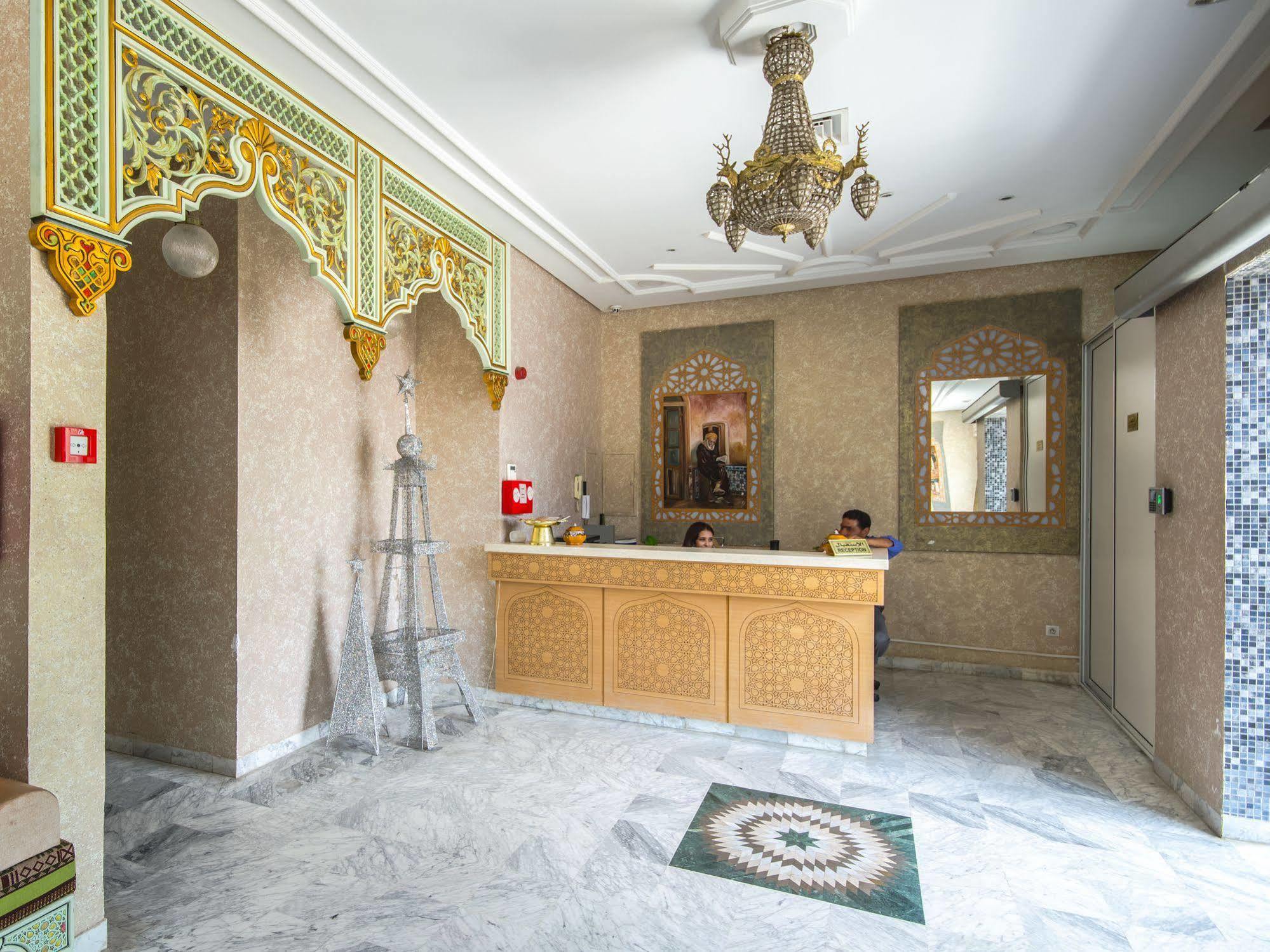 Hotel Saheb Ettabaa Тунис Екстериор снимка