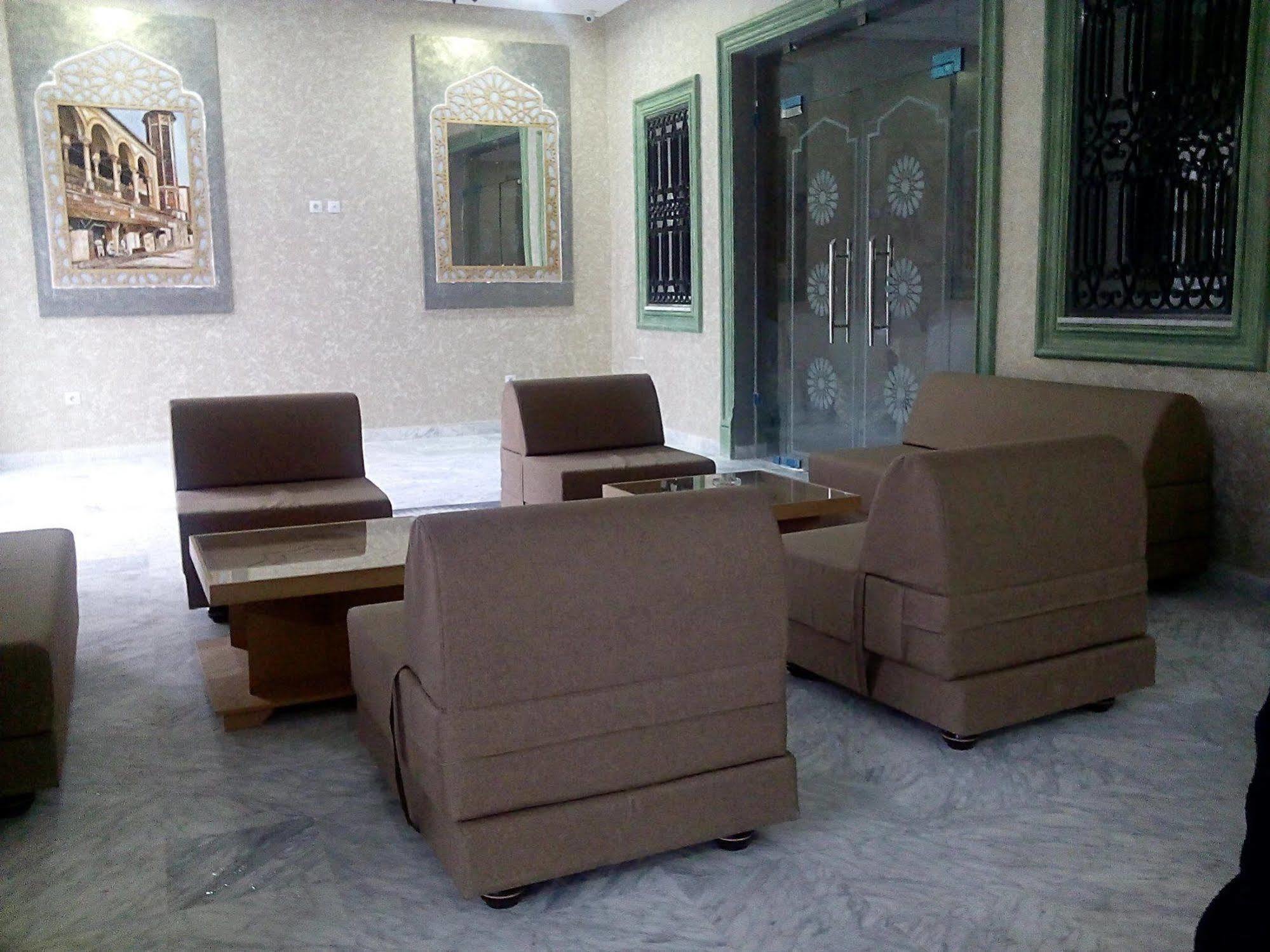 Hotel Saheb Ettabaa Тунис Екстериор снимка